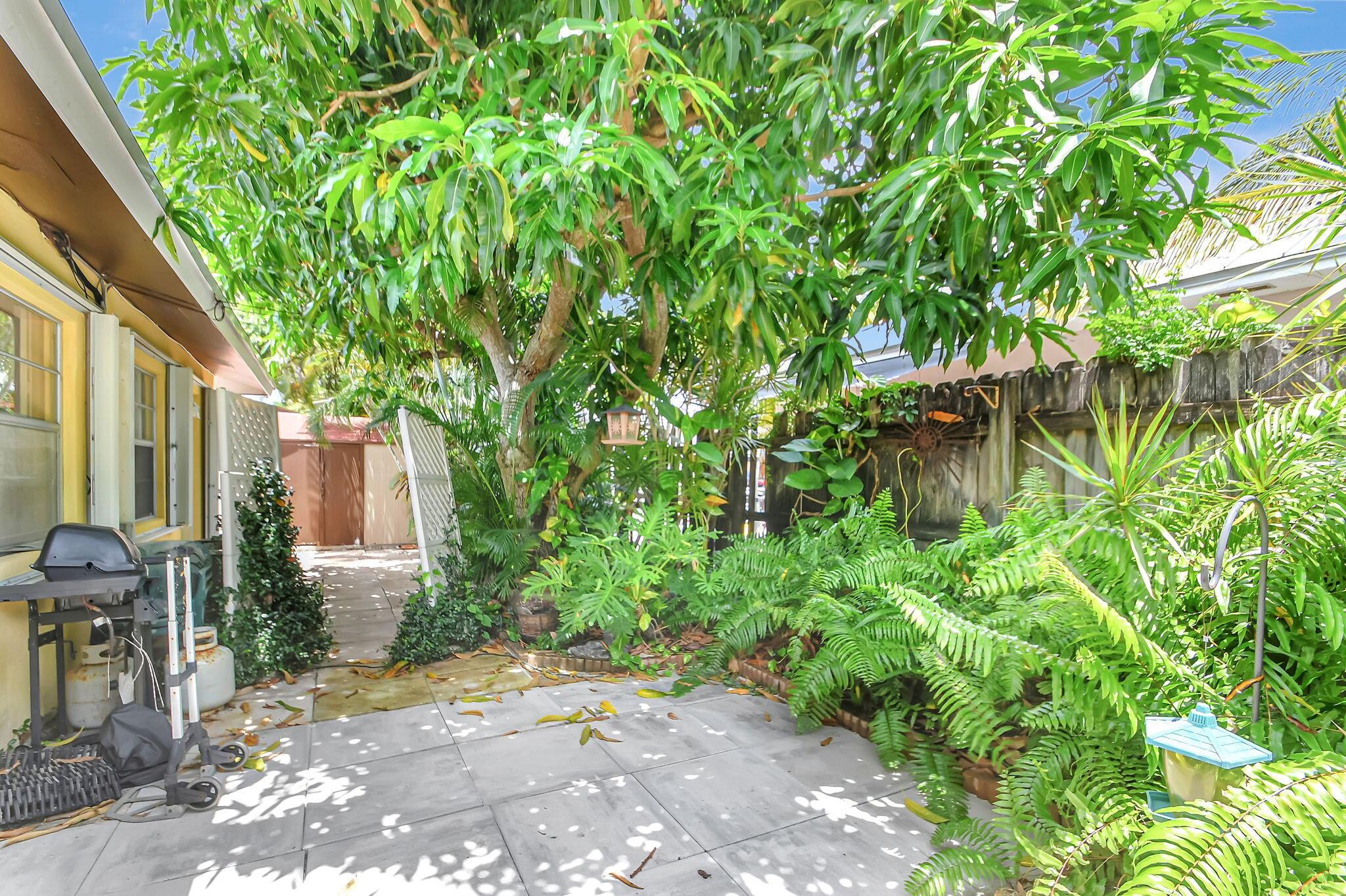 1853 Service Road Property Photo 104