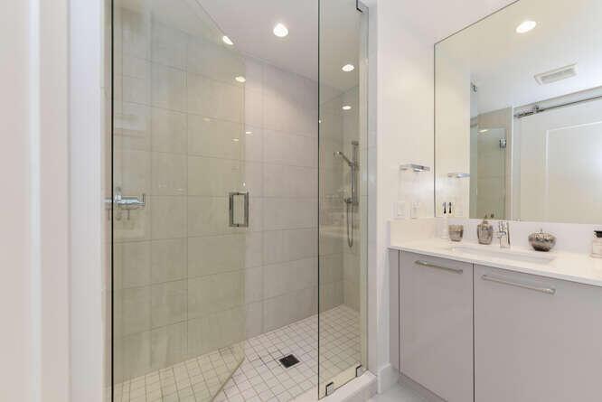 100 E Las Olas Boulevard 1802 Property Photo 20