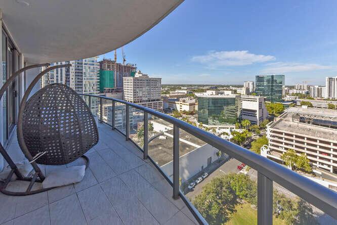 100 E Las Olas Boulevard 1802 Property Photo 28