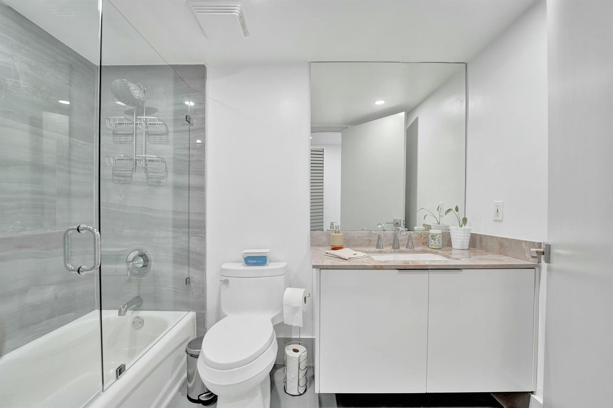 520 Se 5th Avenue 2212 Property Photo 21