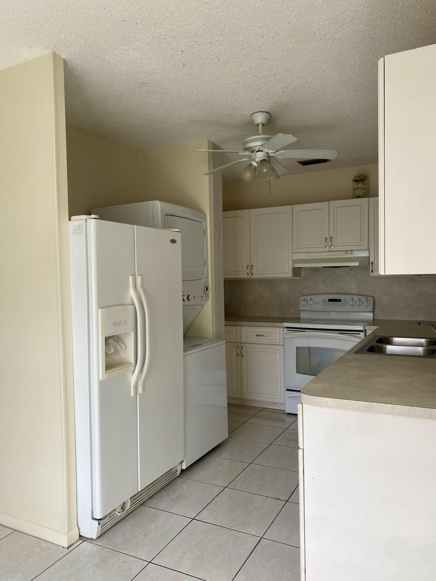 8665 Chevy Chase Drive 113 Property Photo 14