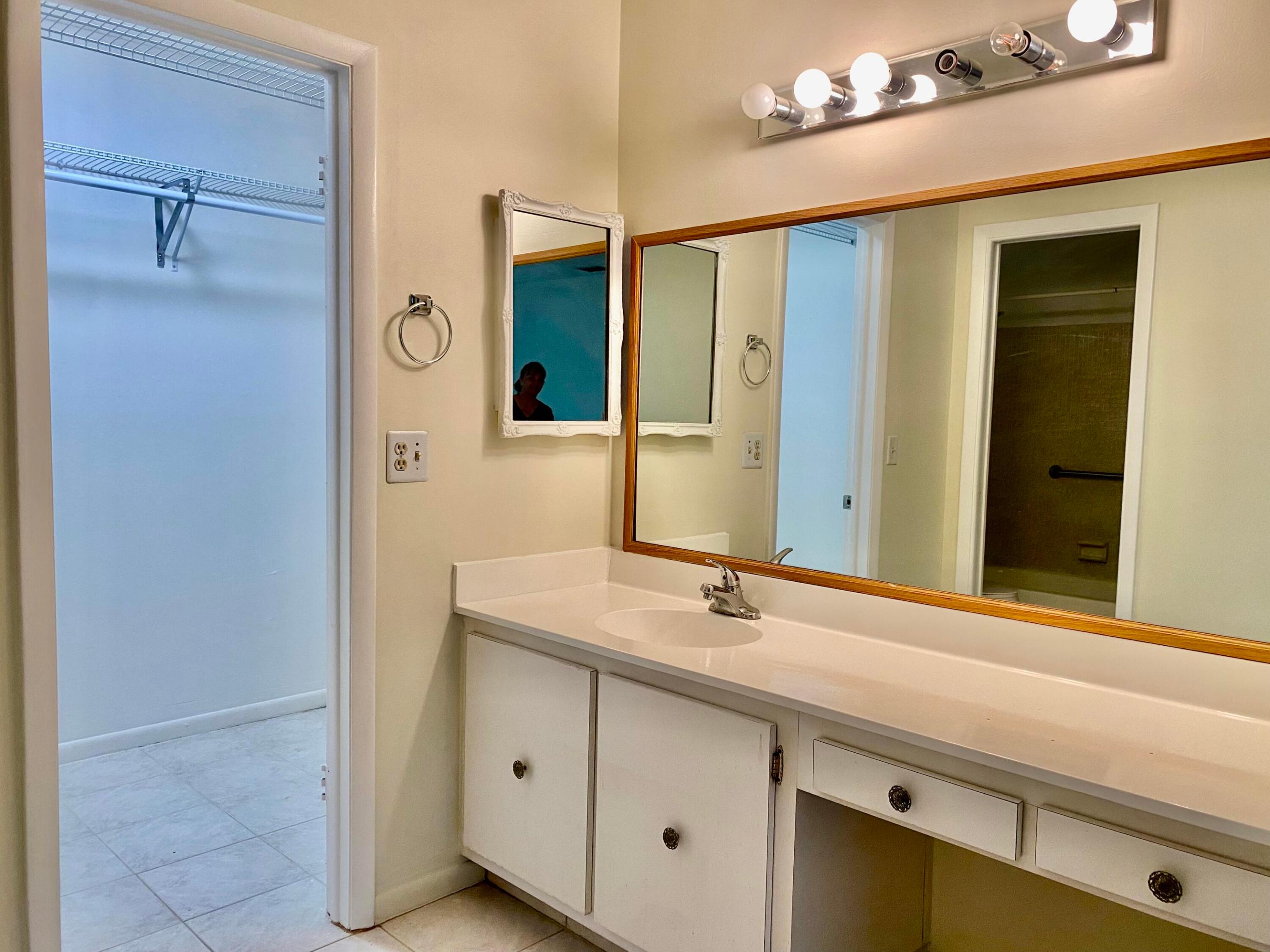 8665 Chevy Chase Drive 113 Property Photo 21