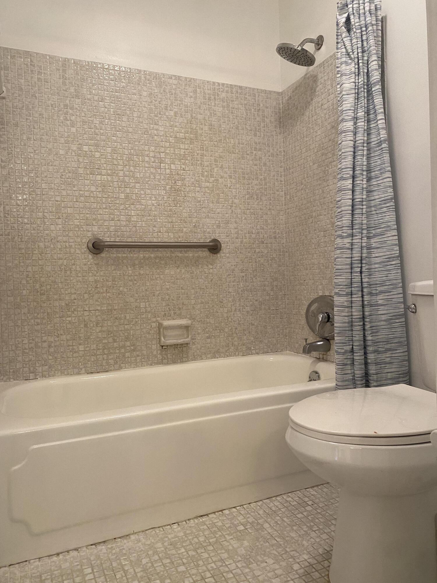8665 Chevy Chase Drive 113 Property Photo 22