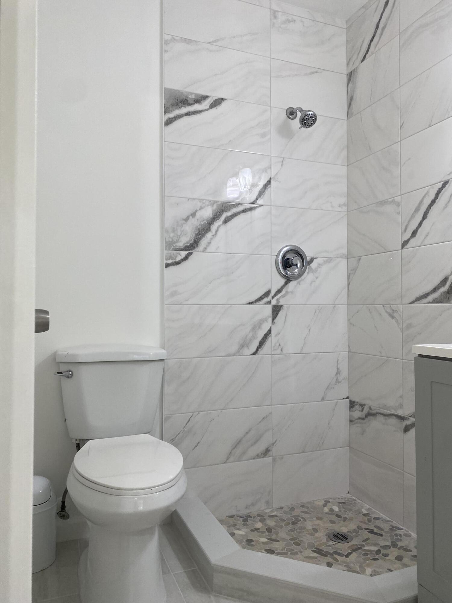8665 Chevy Chase Drive 113 Property Photo 29