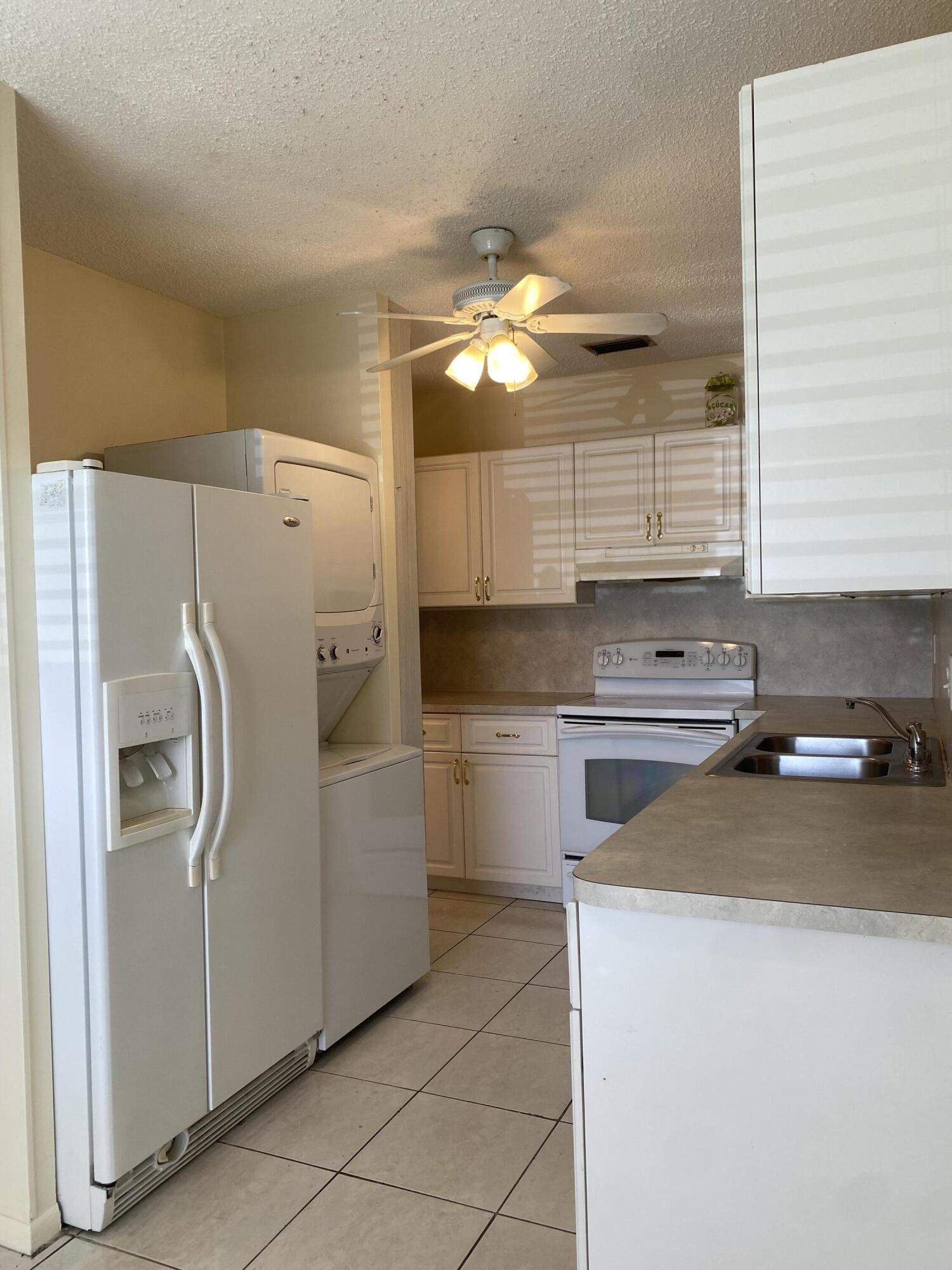 8665 Chevy Chase Drive 113 Property Photo 32