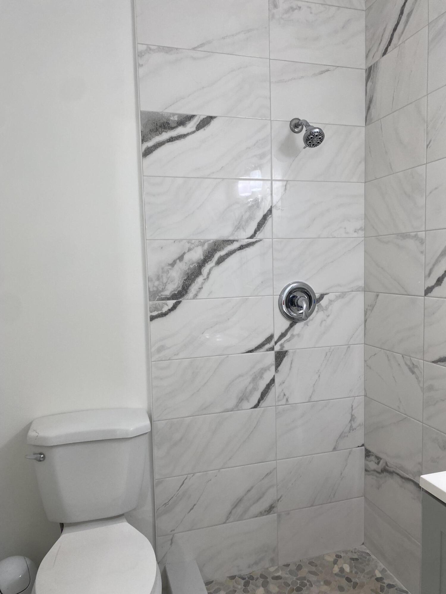 8665 Chevy Chase Drive 113 Property Photo 35