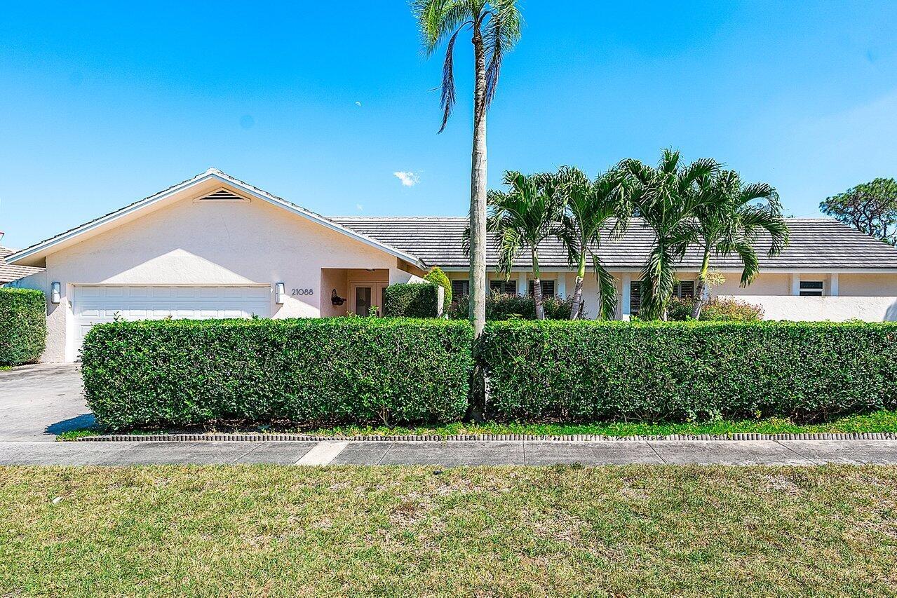 21088 Verde Trail Property Photo 1