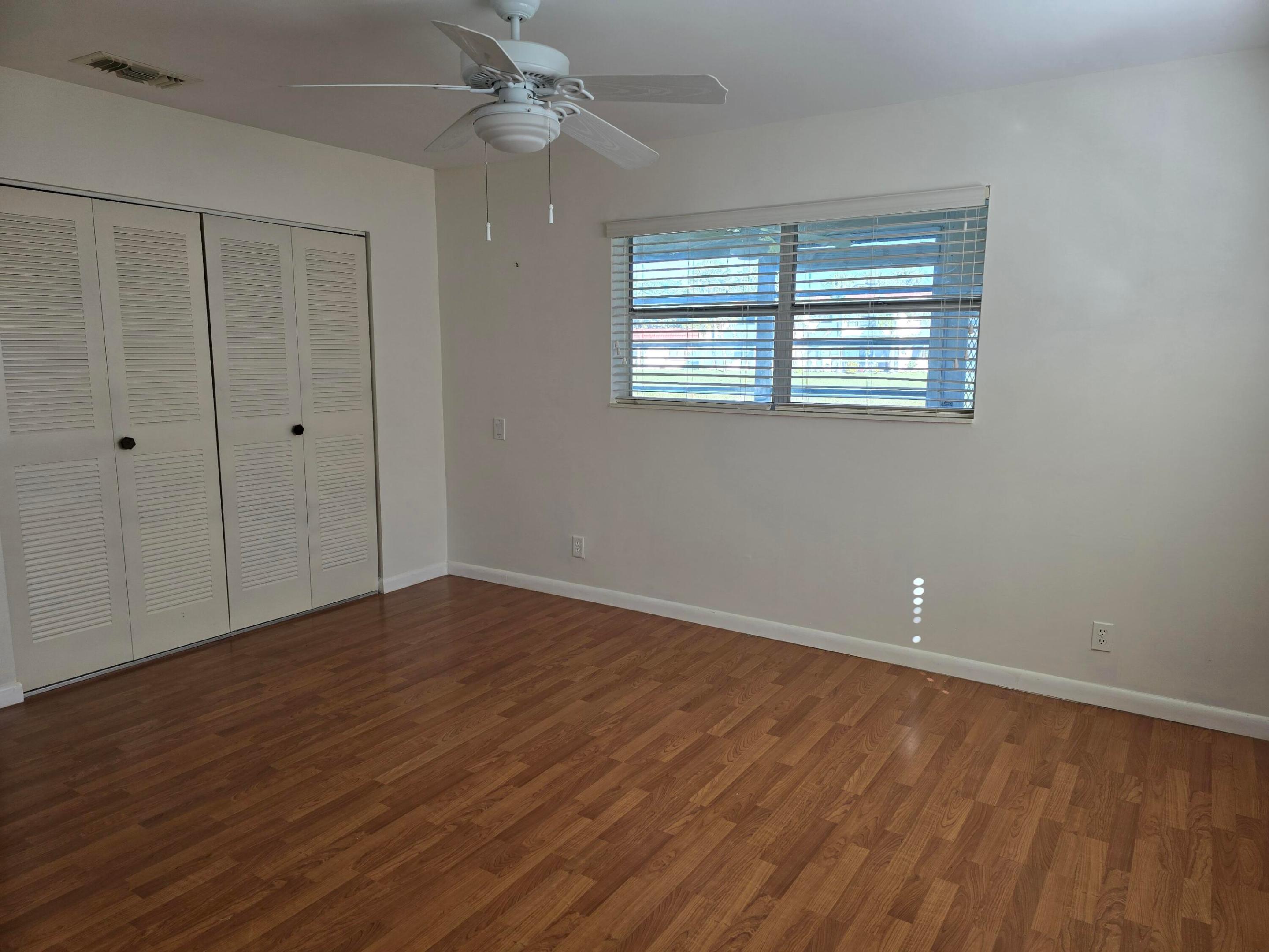 121 Lake Gloria Drive Property Photo 17