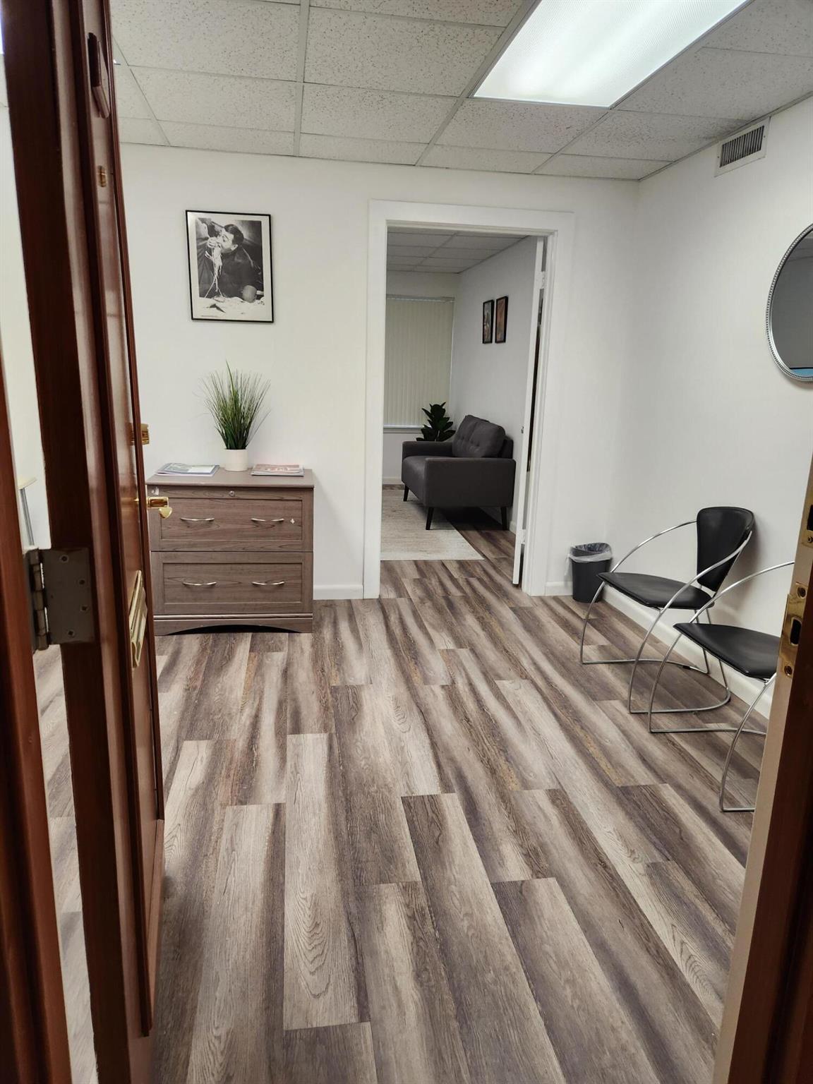 120 S Olive Avenue 310 Property Photo 2