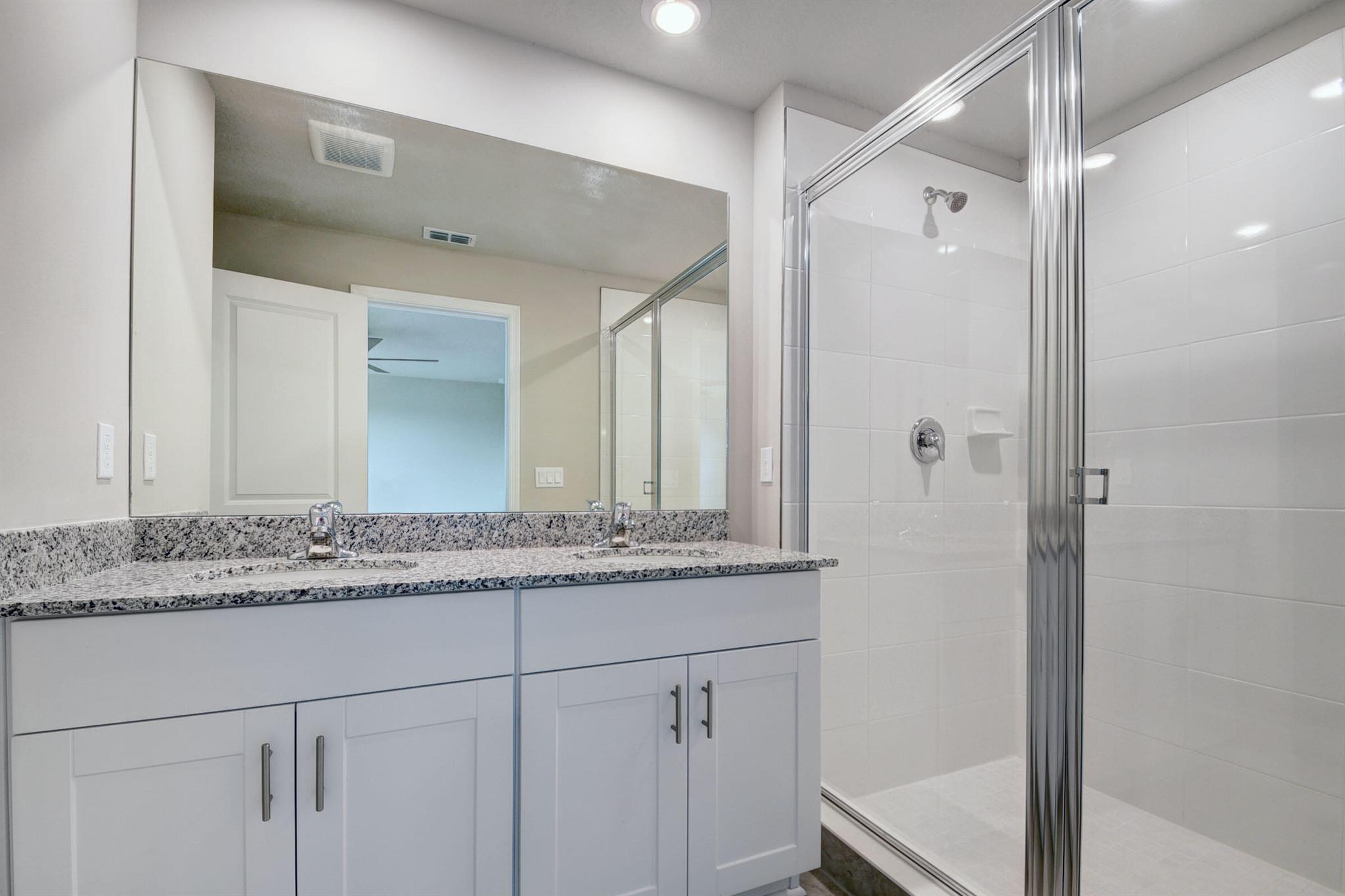 1740 Lindley Street Property Photo 14