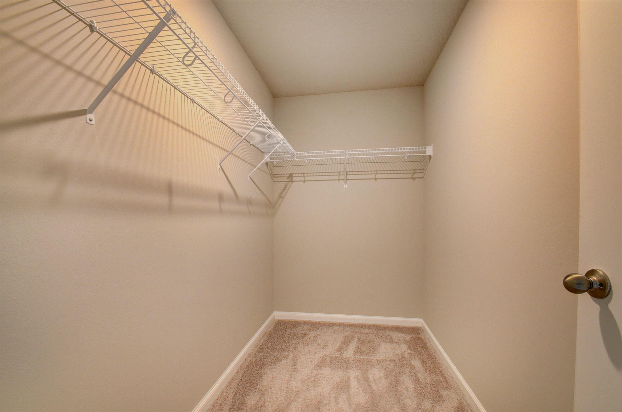 1740 Lindley Street Property Photo 15