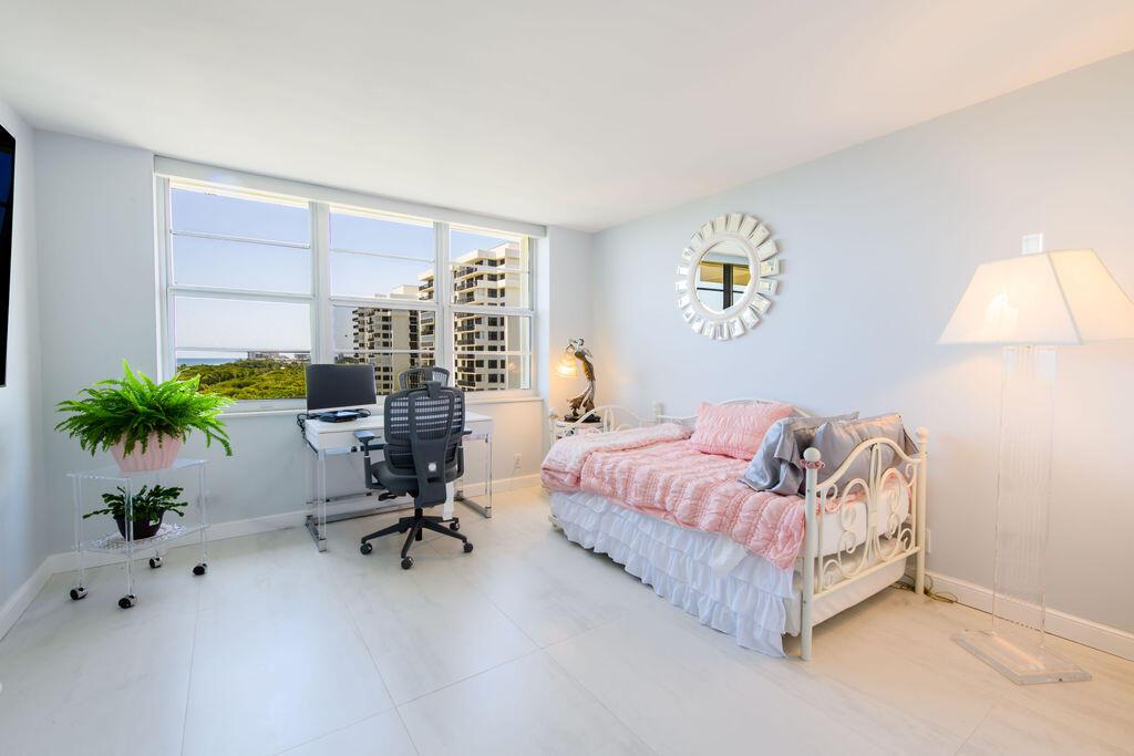 2121 N Ocean Boulevard 1105e Property Photo 14