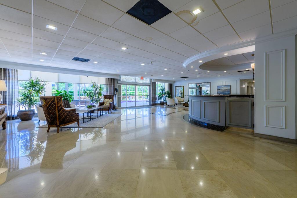 2121 N Ocean Boulevard 1105e Property Photo 41