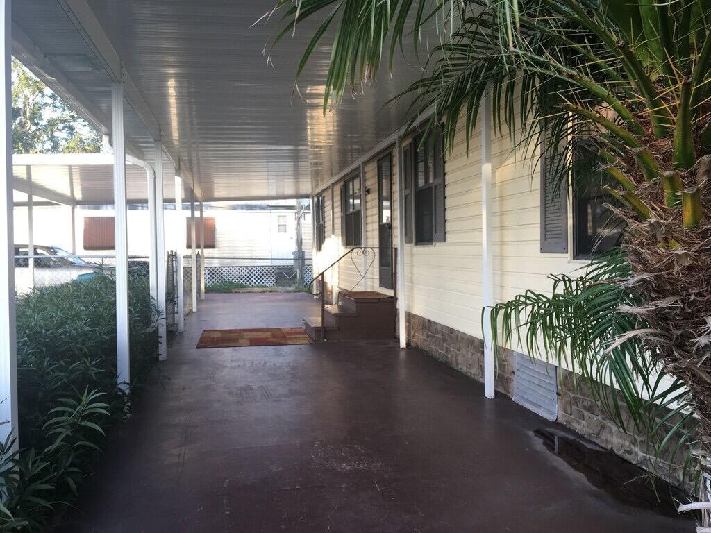 1163 20th Street Property Photo 2