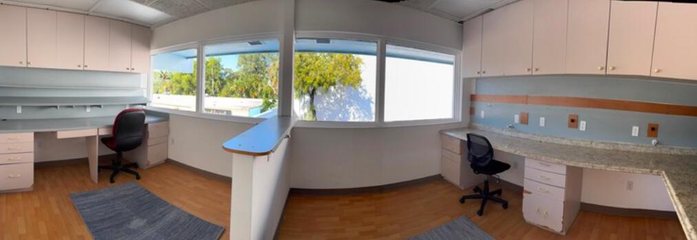 1825 Ne 45th Street Suite C Property Photo 5