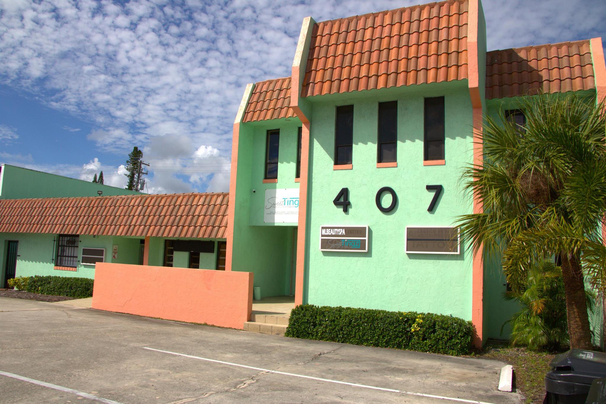 401 S Dixie Highway 107 Property Photo 3