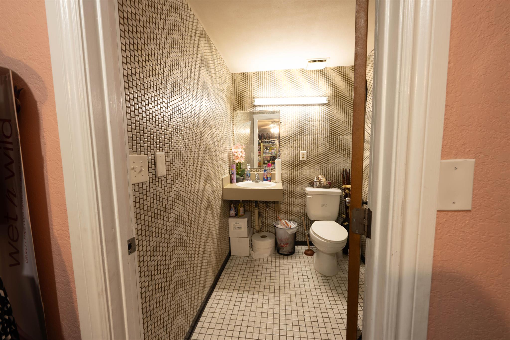 401 S Dixie Highway 107 Property Photo 13