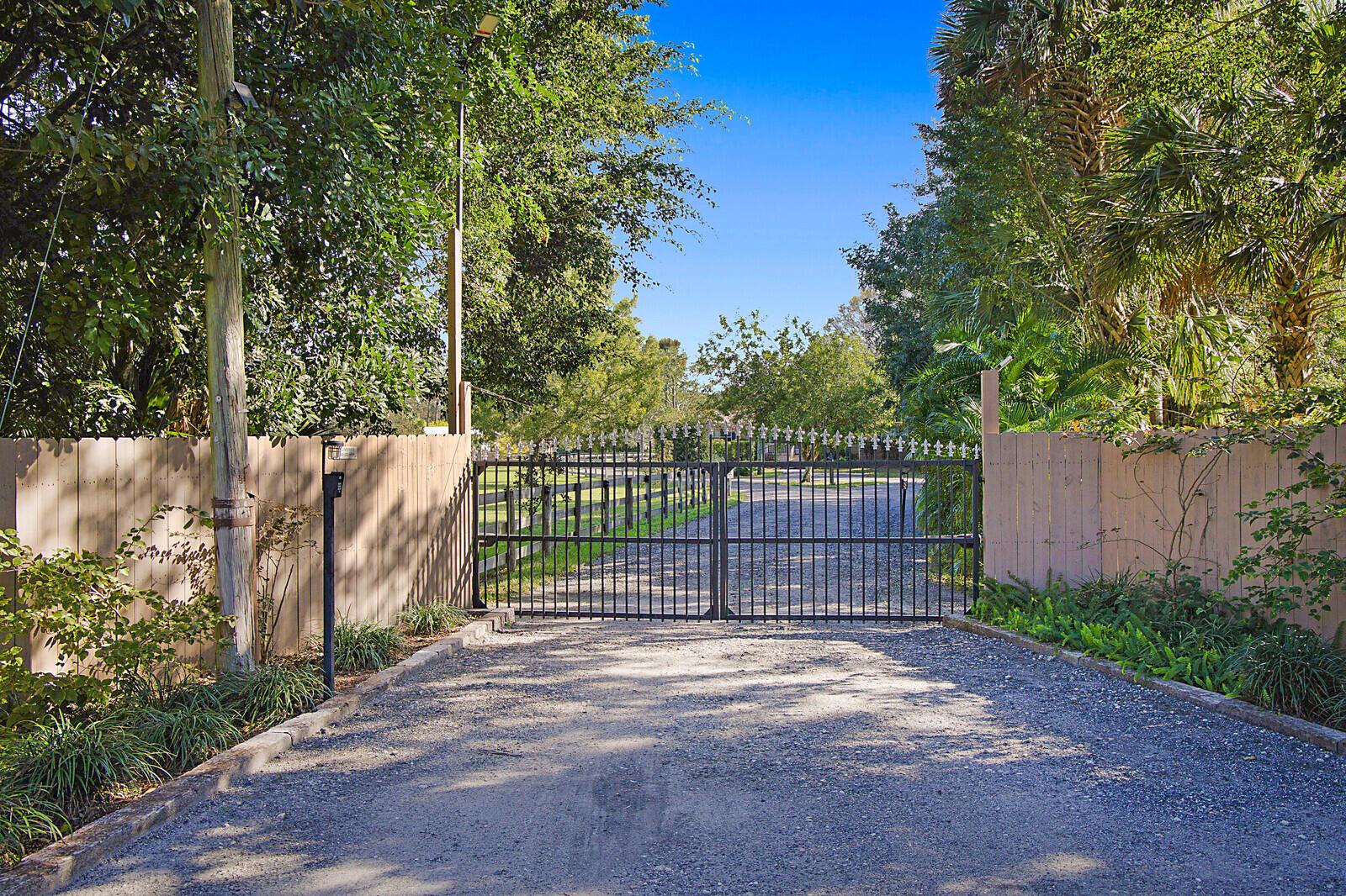 2454/2376 E Road Property Photo 1