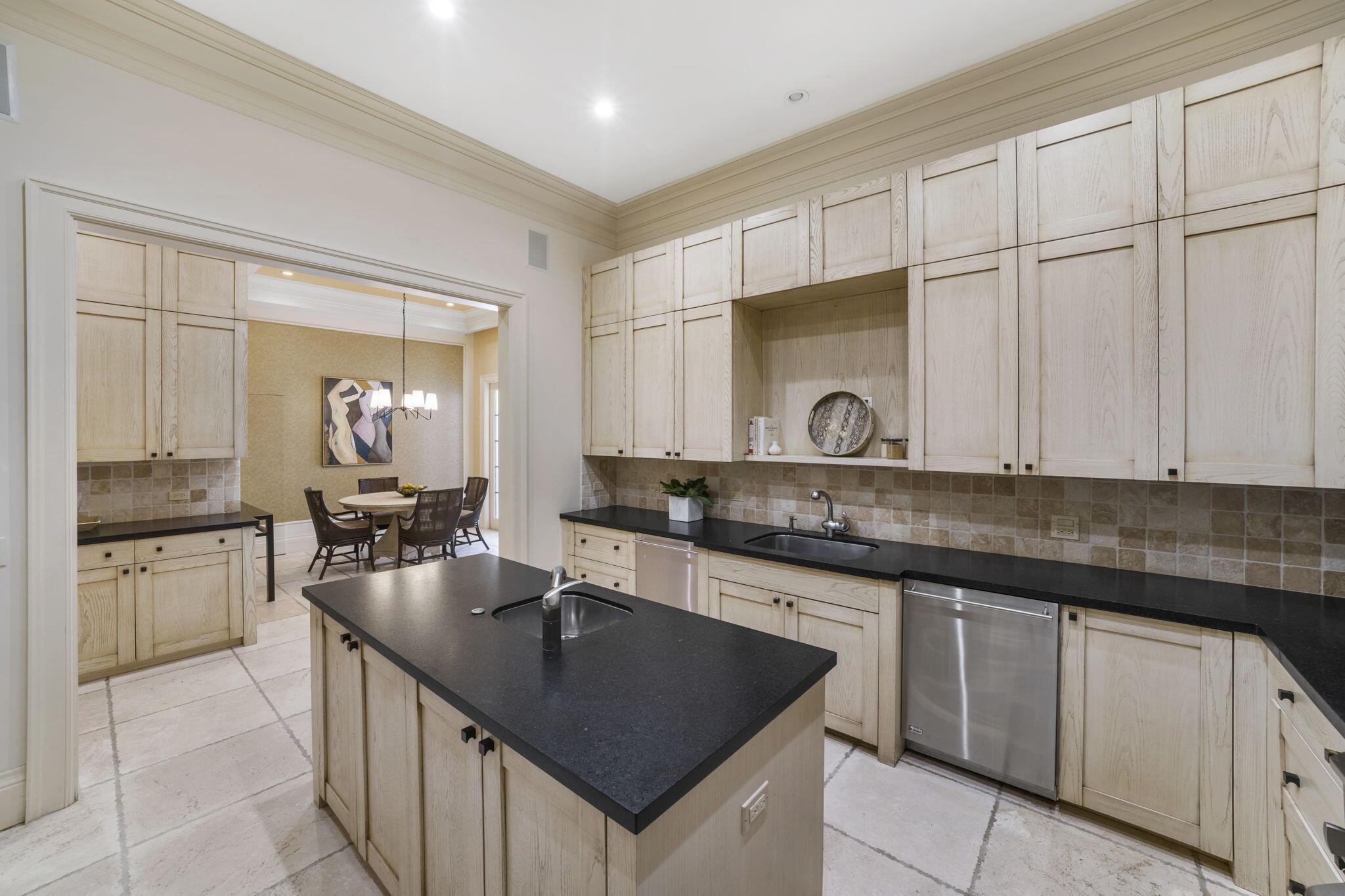 13 Via Vizcaya Property Photo 25