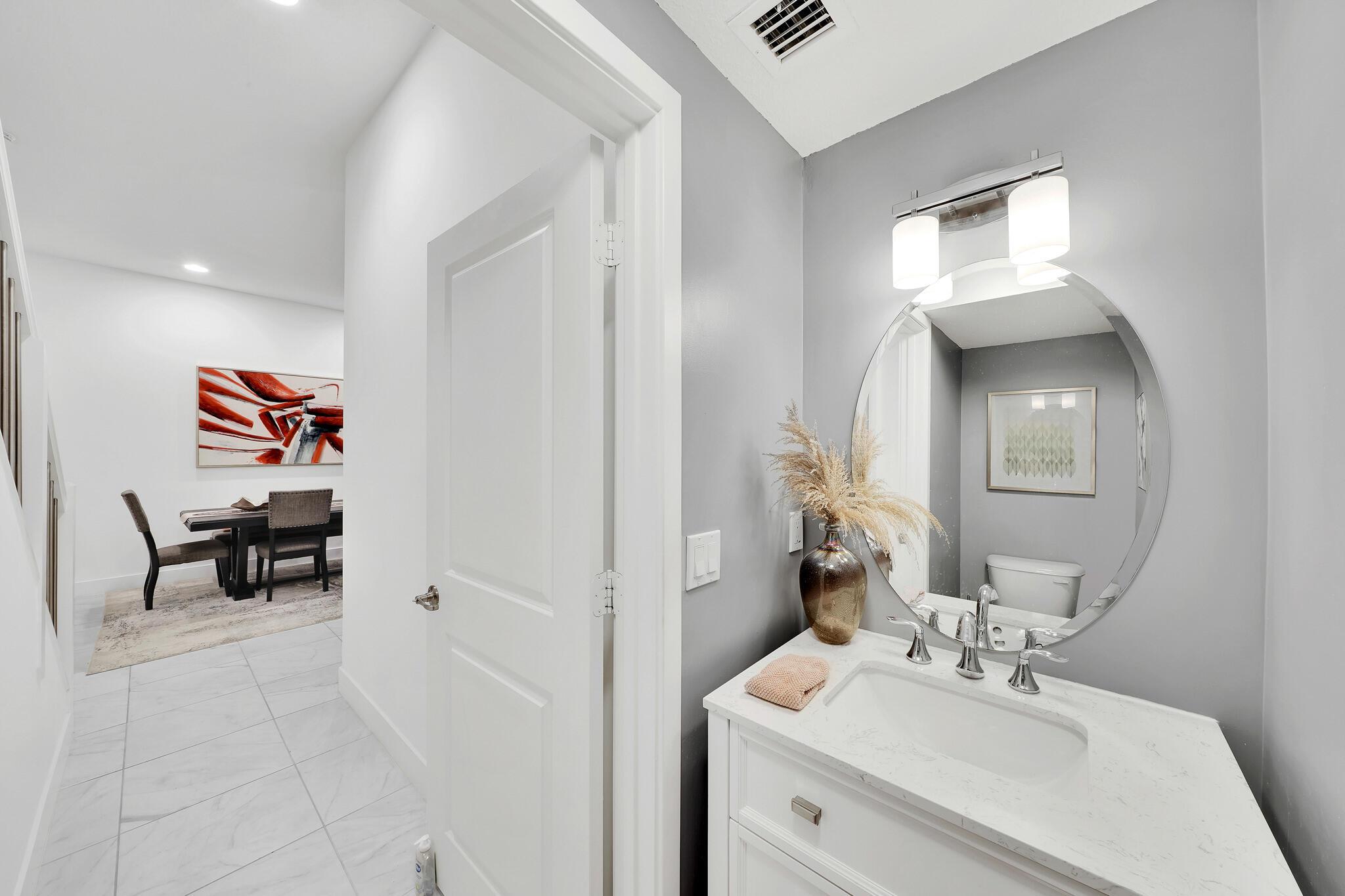4821 Pointe Midtown Road Property Photo 15