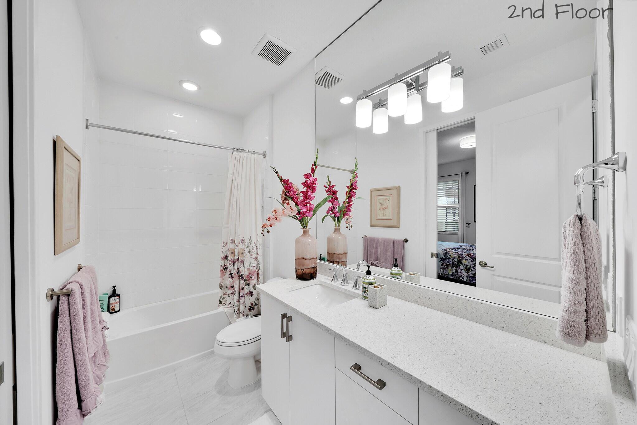 4821 Pointe Midtown Road Property Photo 21