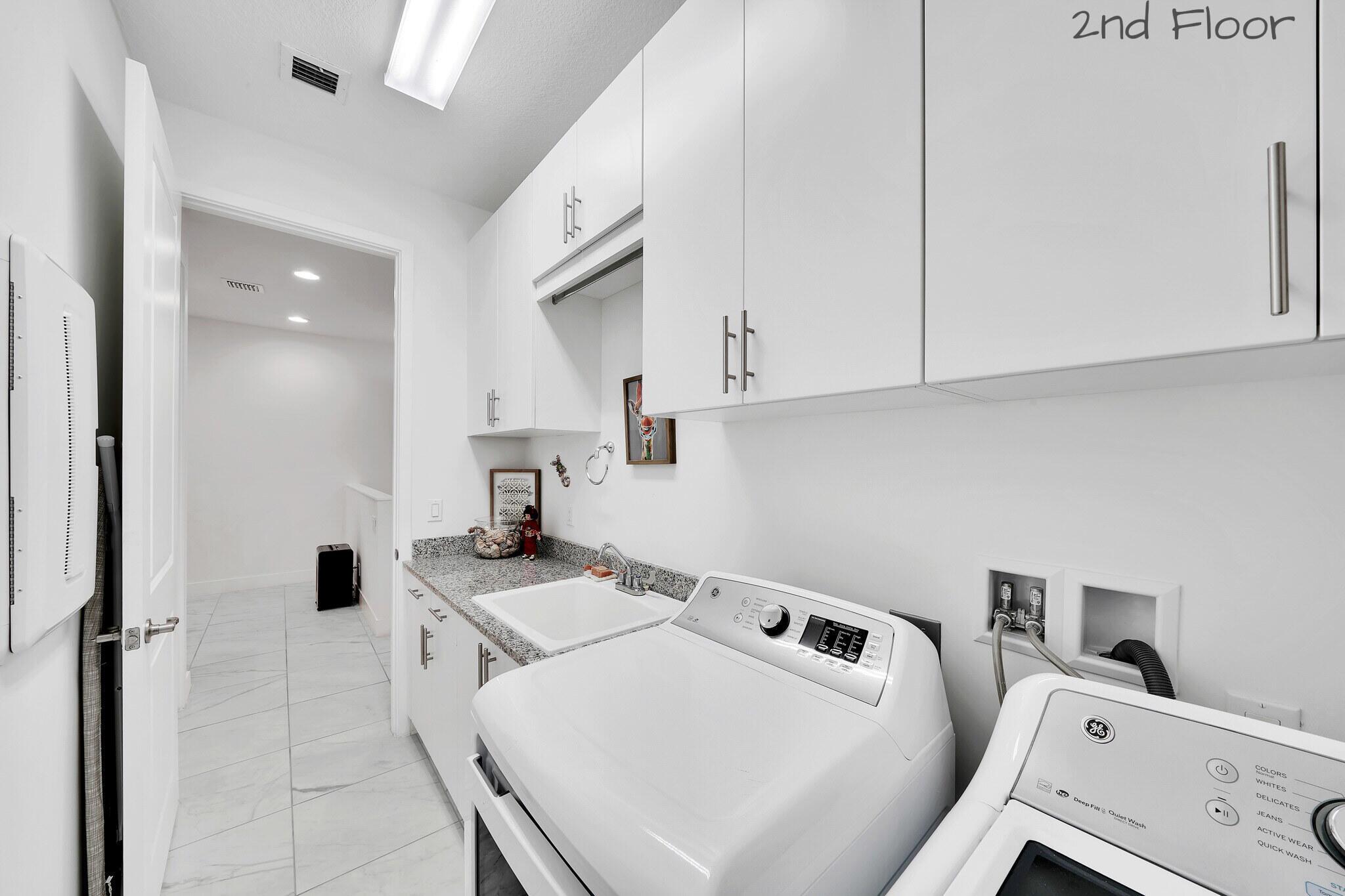 4821 Pointe Midtown Road Property Photo 34
