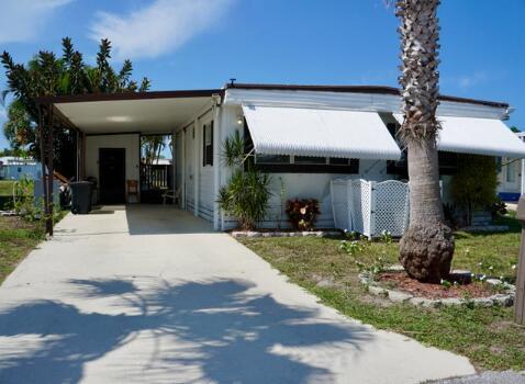 64 Spanish Way Property Photo 1