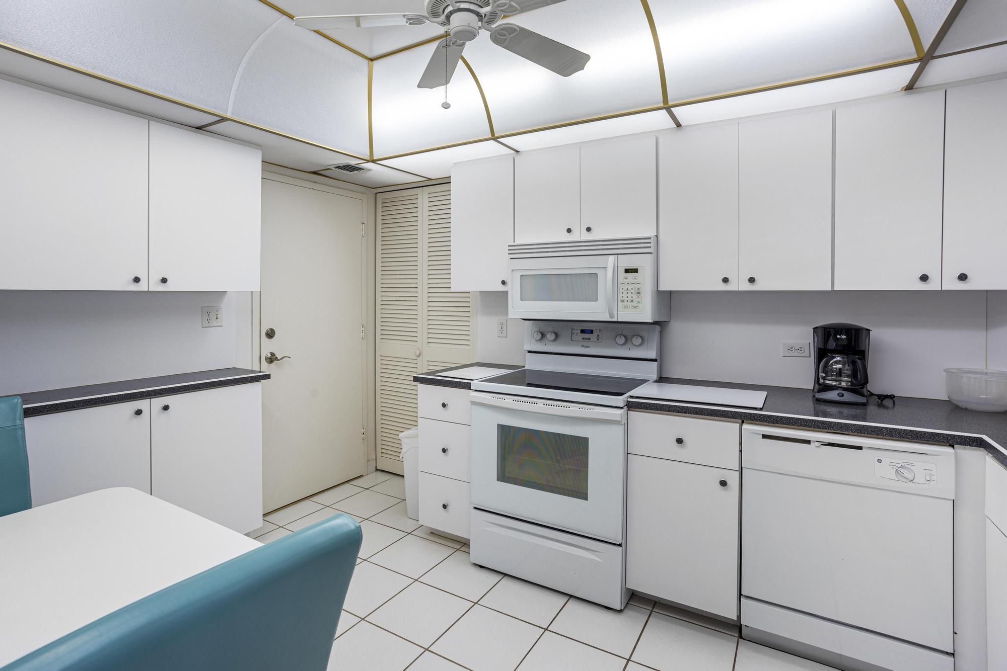 405 N Ocean Boulevard 1704 Property Photo 11