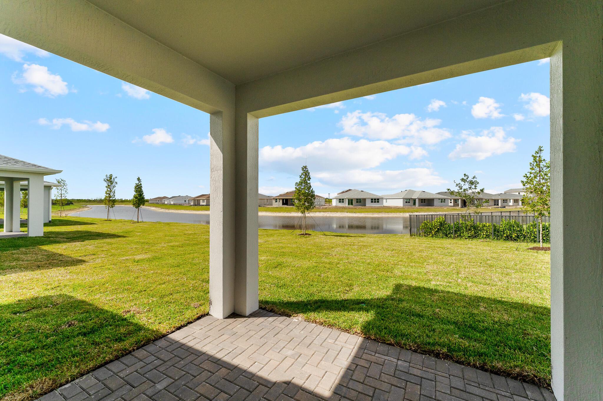 14335 Sw Skye Drive Property Photo 14