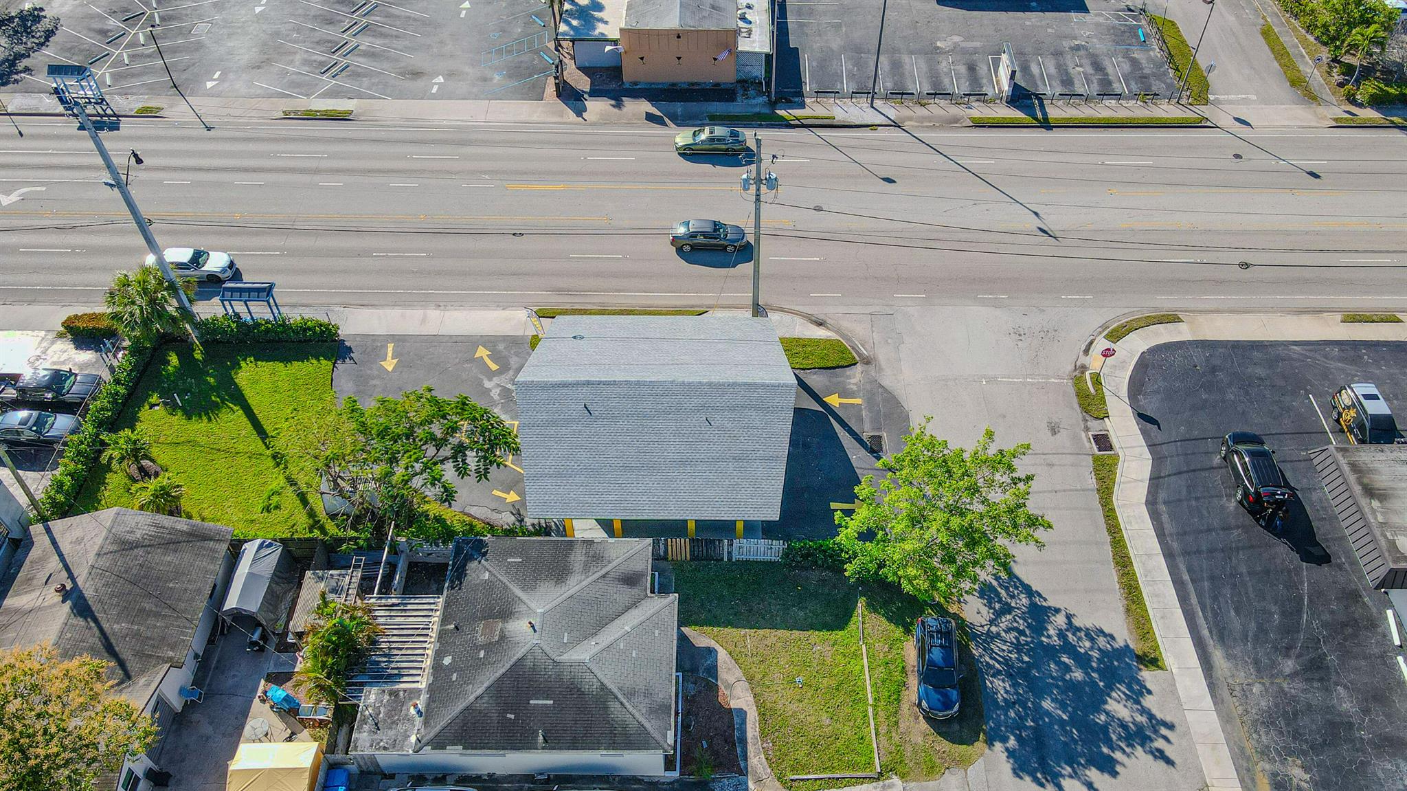 615 W Lantana Road Property Photo 8