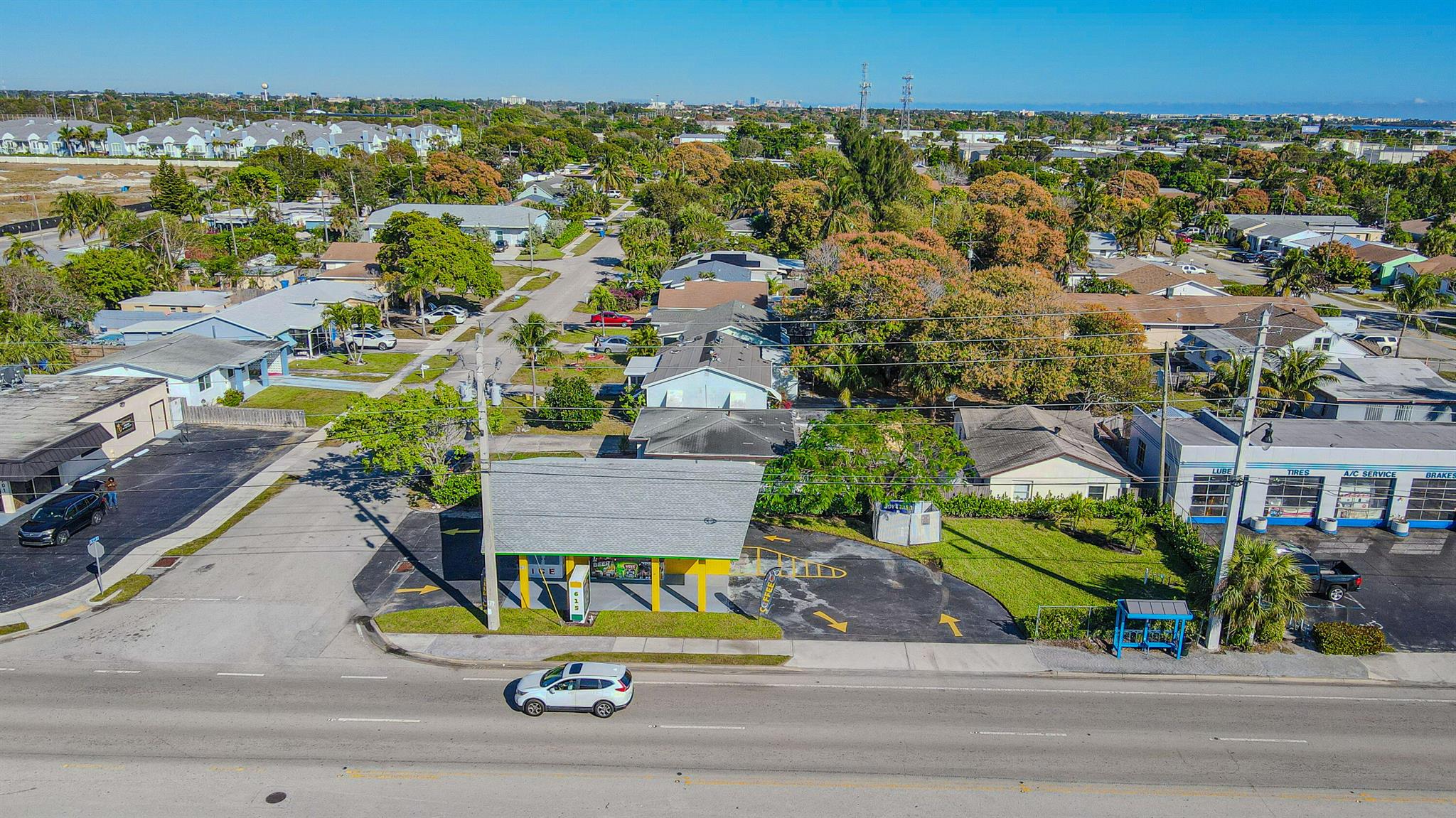 615 W Lantana Road Property Photo 12