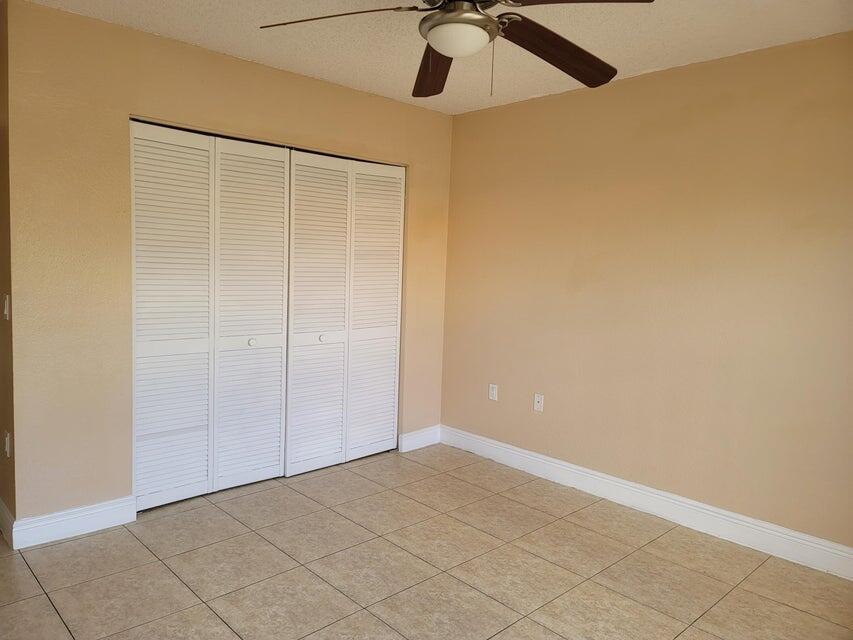 1542 Lake Crystal H Property Photo 2