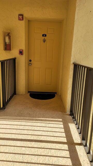 1542 Lake Crystal H Property Photo 11