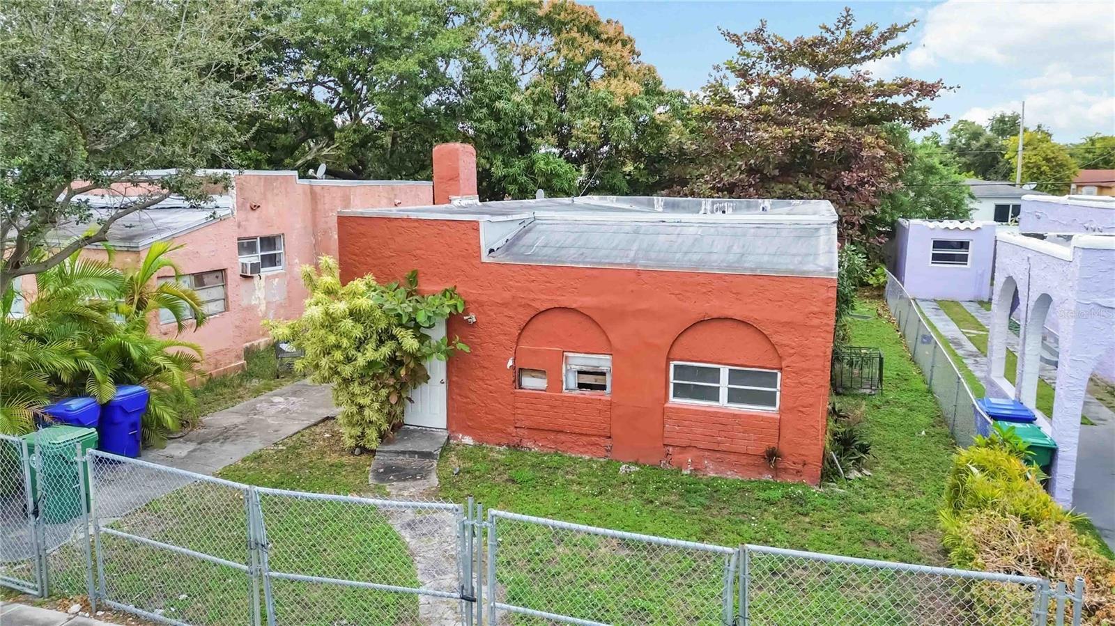 1839 Nw 49th Street Property Photo 4
