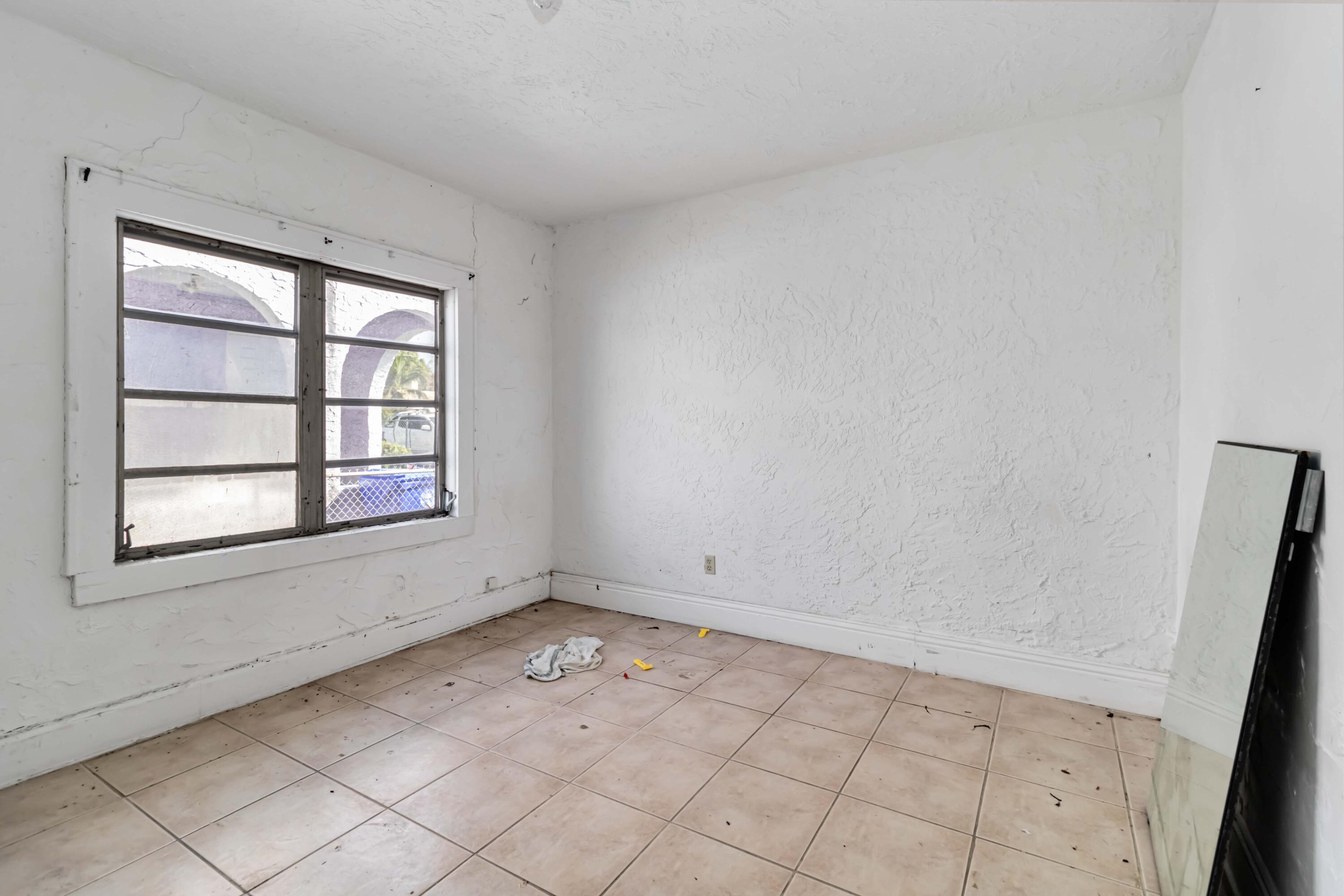 1839 Nw 49th Street Property Photo 21
