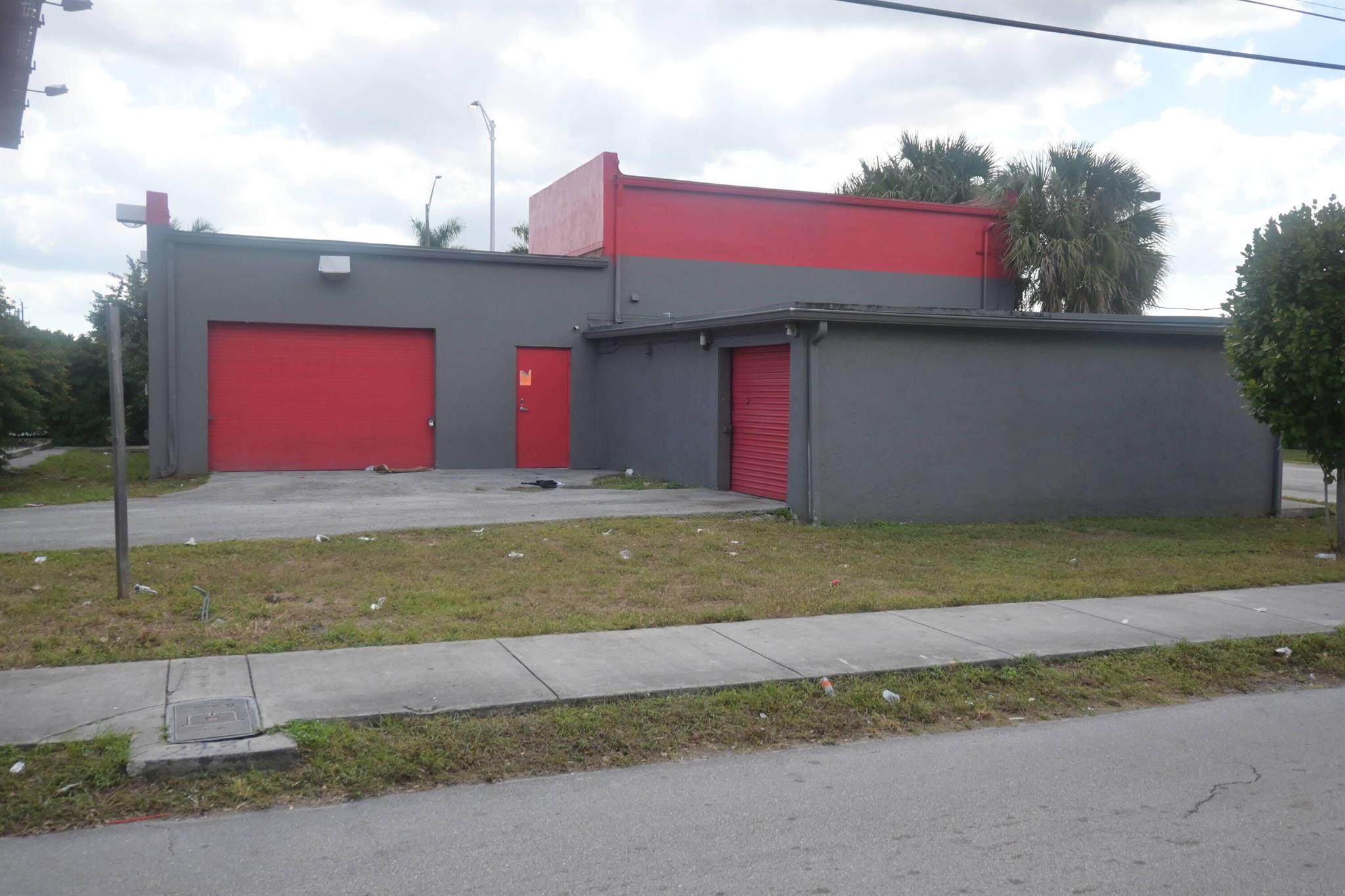 2731 W Broward Boulevard Property Photo 5