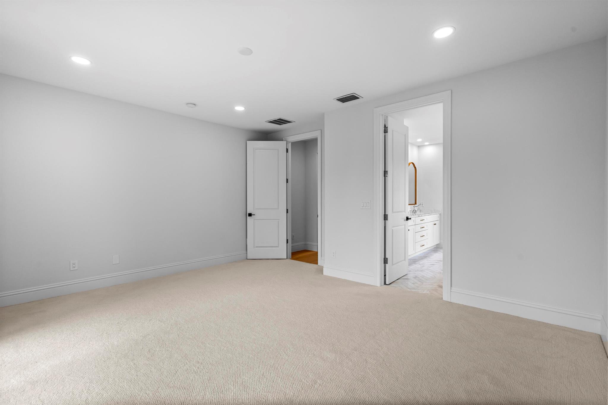 1423 E Barlow Court E Property Photo 32
