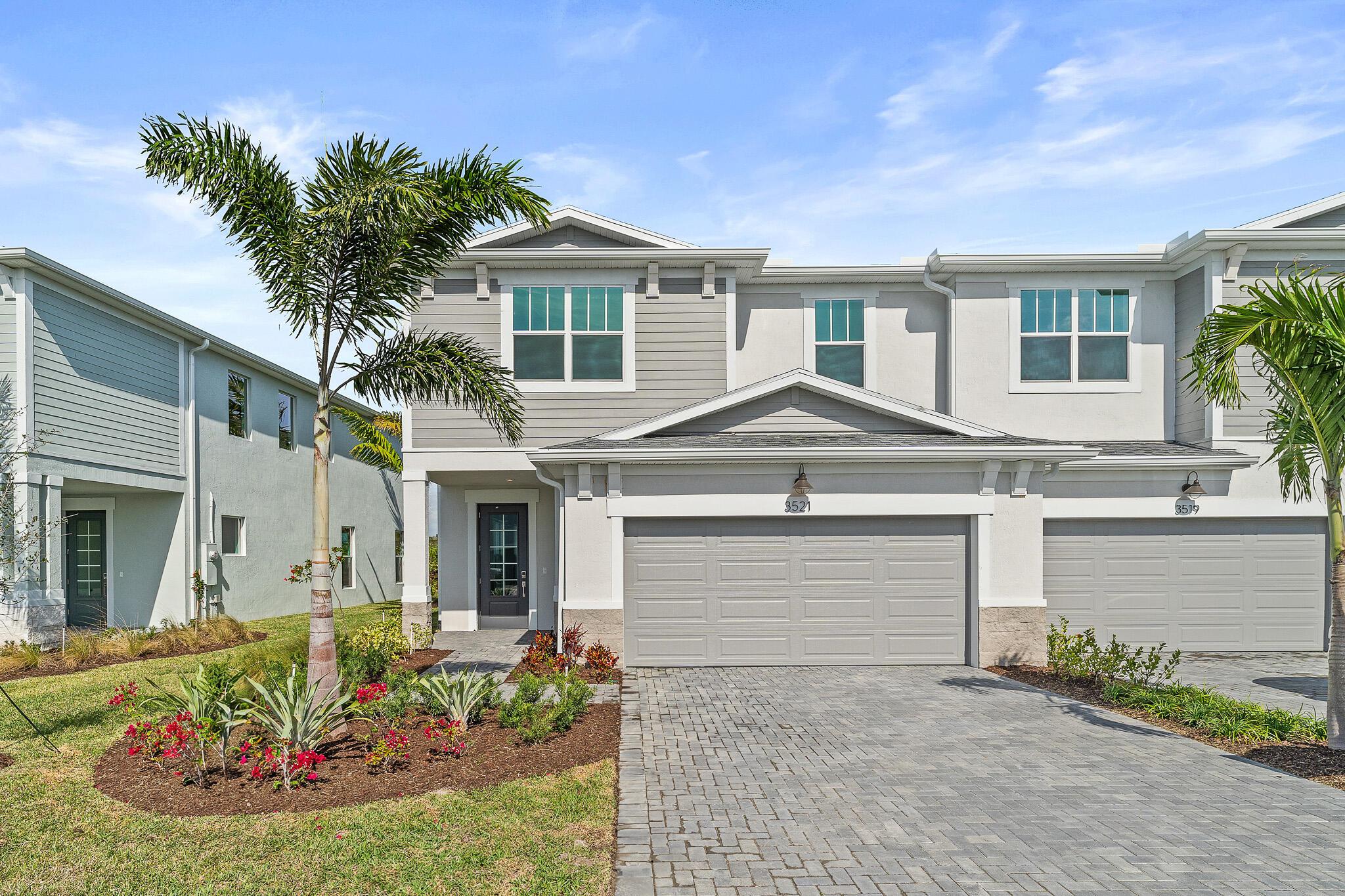 3521 Nw Solange Court Property Photo 1