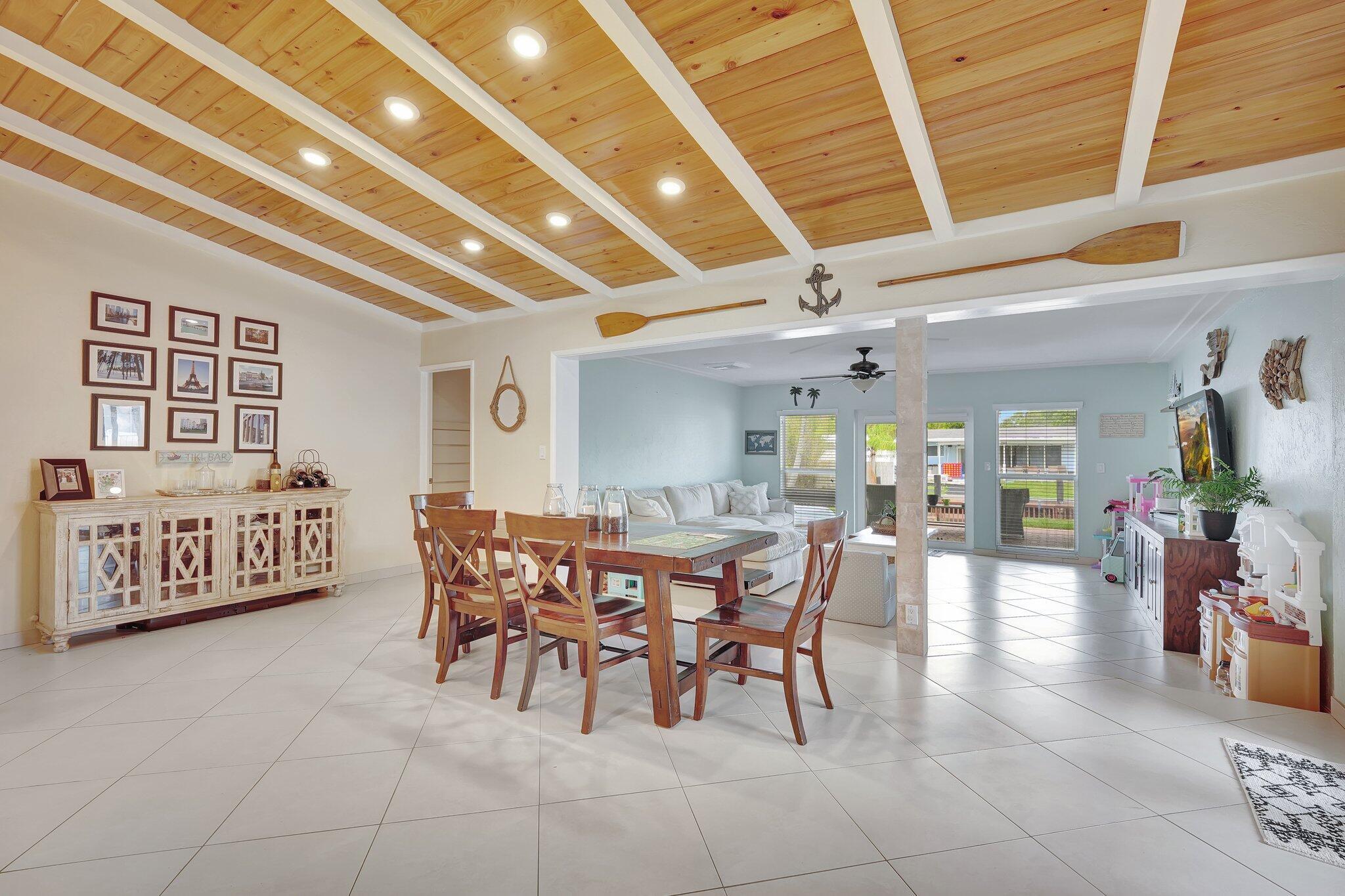 2443 Andros Lane Property Photo 4