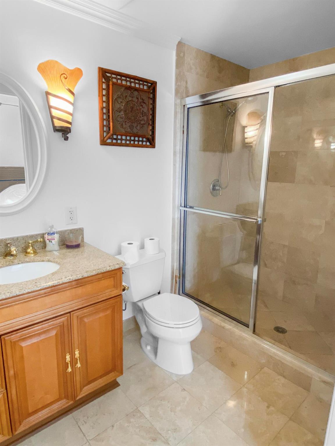 100 S Birch Road 1604e Property Photo 11