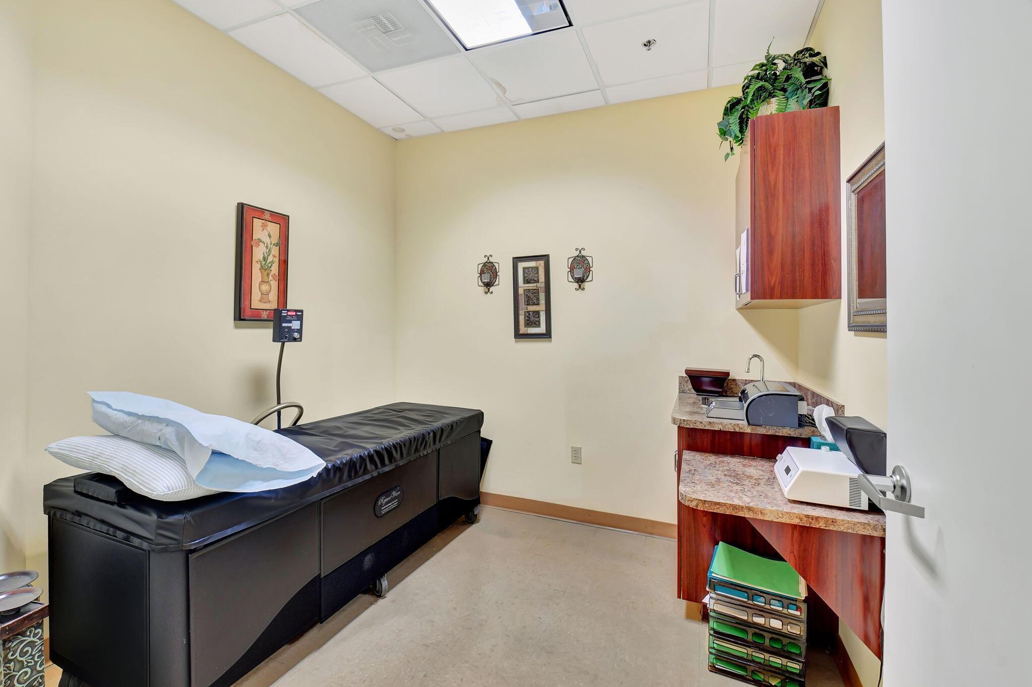 15300 Jog Road 108 Property Photo 13