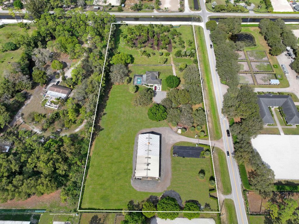 13528 N 6th Court N Property Photo 1
