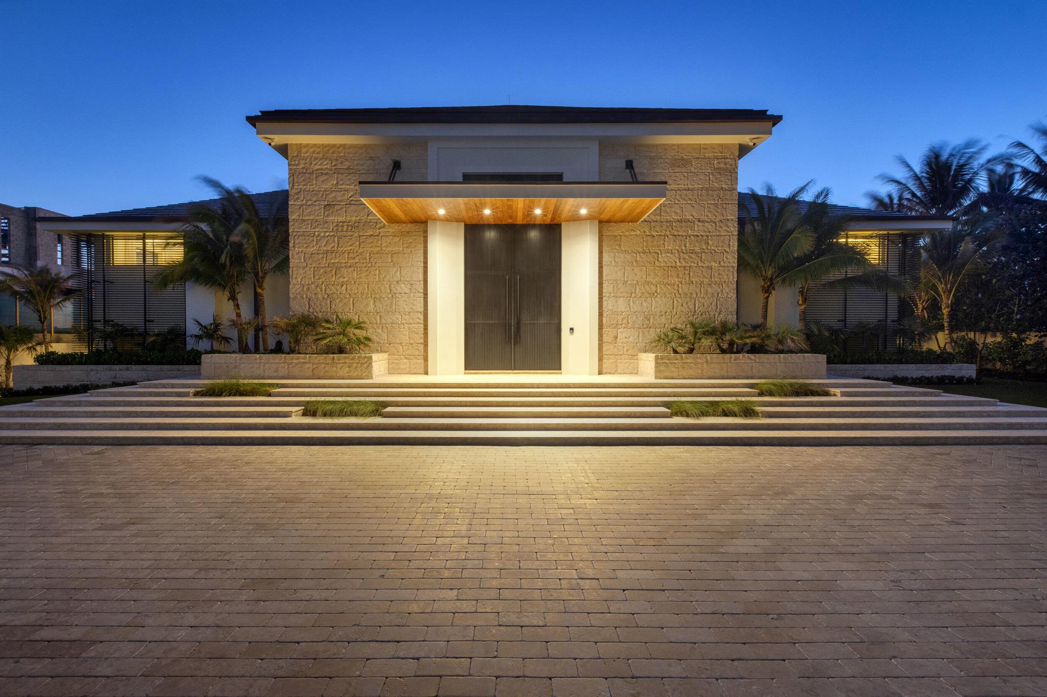 1160 S Ocean Boulevard Property Photo 12