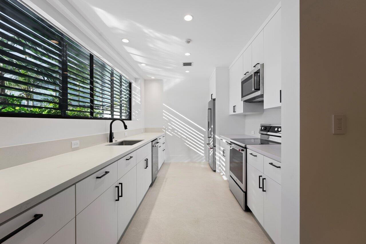 1160 S Ocean Boulevard Property Photo 82