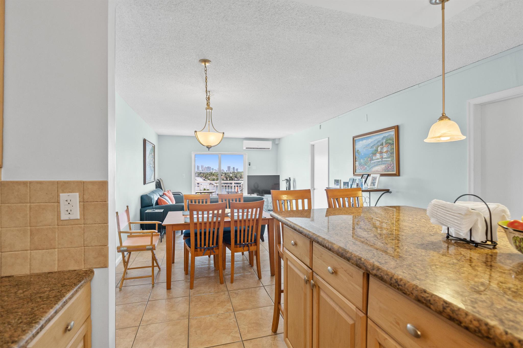 200 S Birch Road 701 Property Photo 10