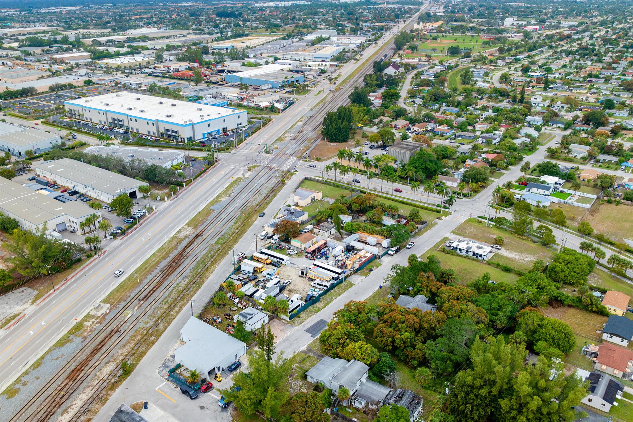 1204 Commercial Street Property Photo 4