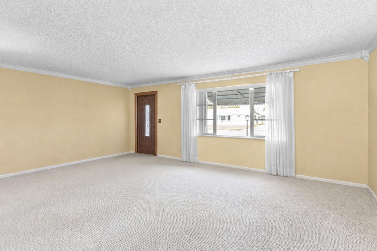 1802 Sw 13th Avenue Property Photo 1