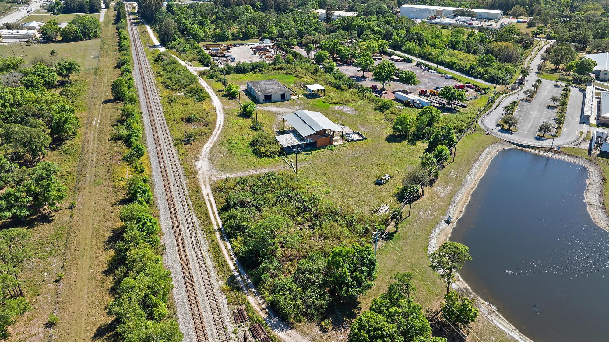 15803 Sw Farm Road Property Photo 7