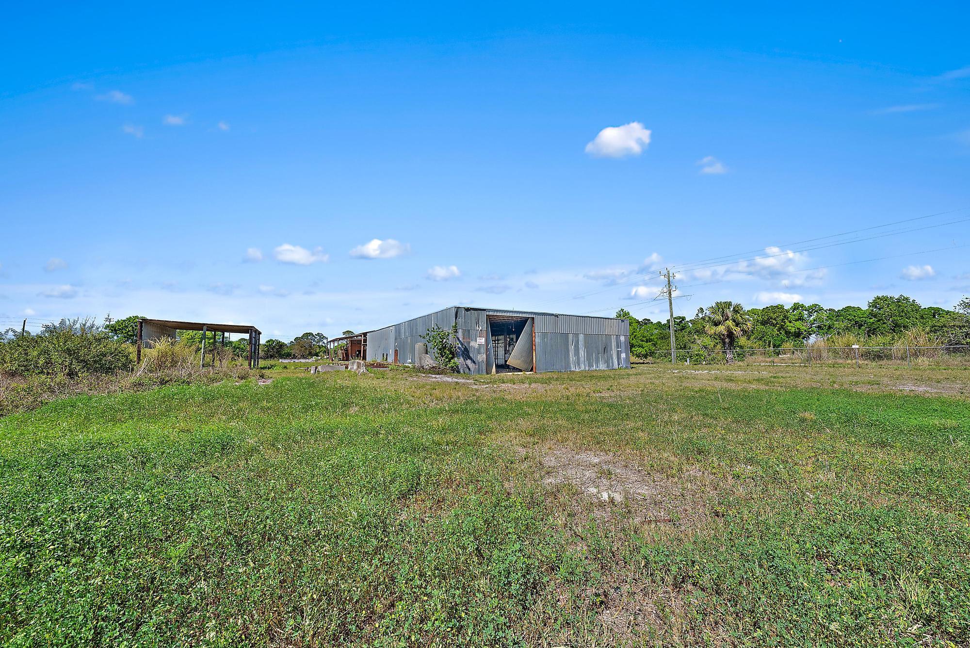 15803 Sw Farm Road Property Photo 11