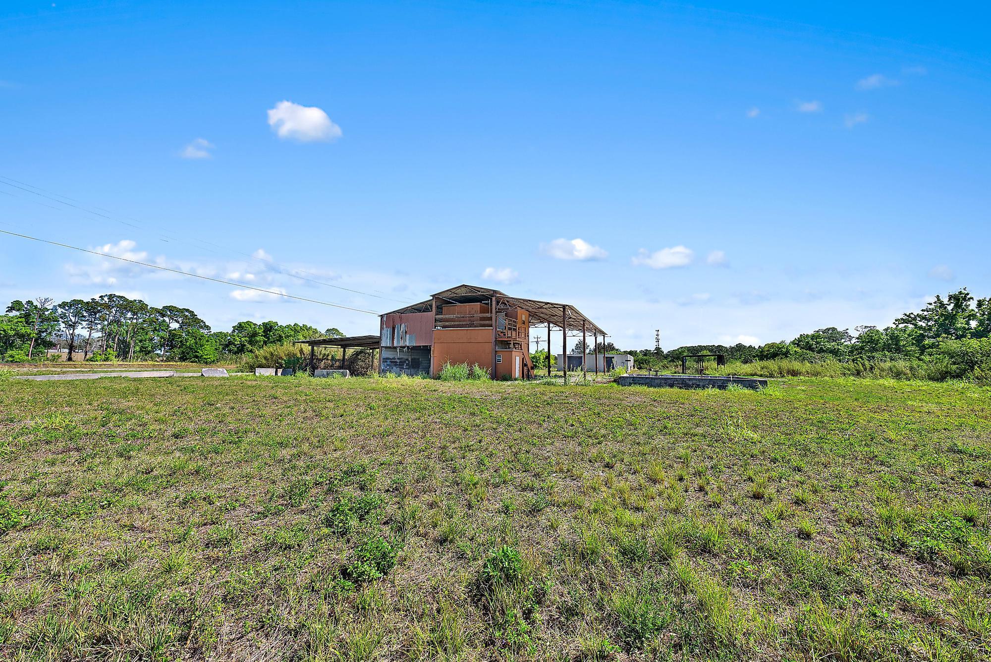 15803 Sw Farm Road Property Photo 14